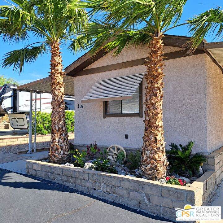 18555 Roberts Rd - Photo 1