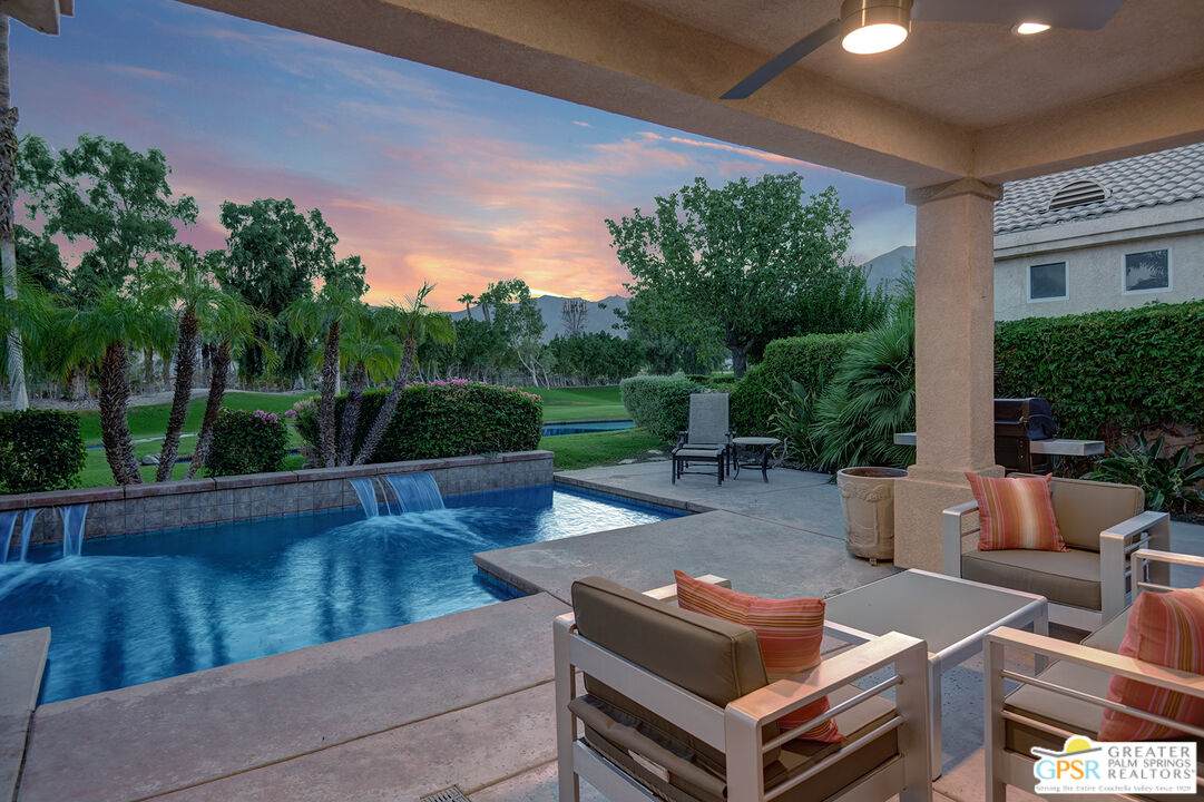 29741 Laguna Dr - Photo 1