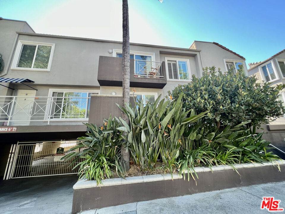 355 Maple St - Photo 1