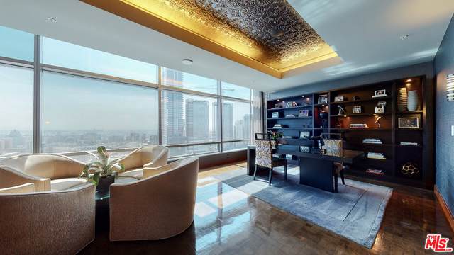 900 Olympic Blvd - Photo 1