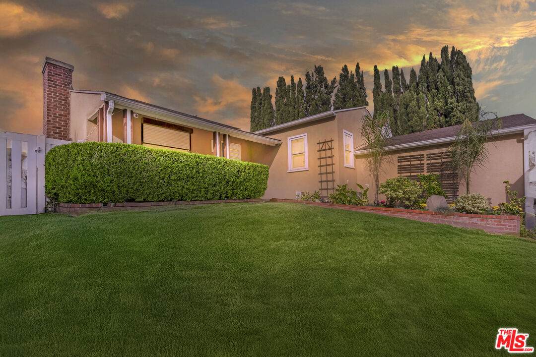 1163 Montecito Dr - Photo 1