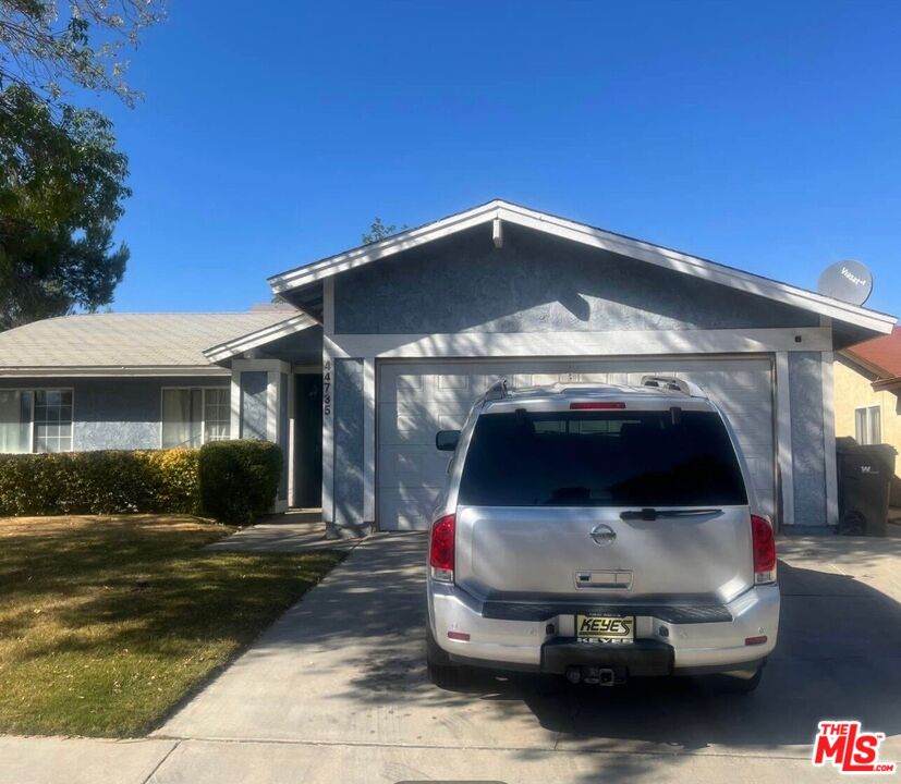 44735 27th St - Photo 1