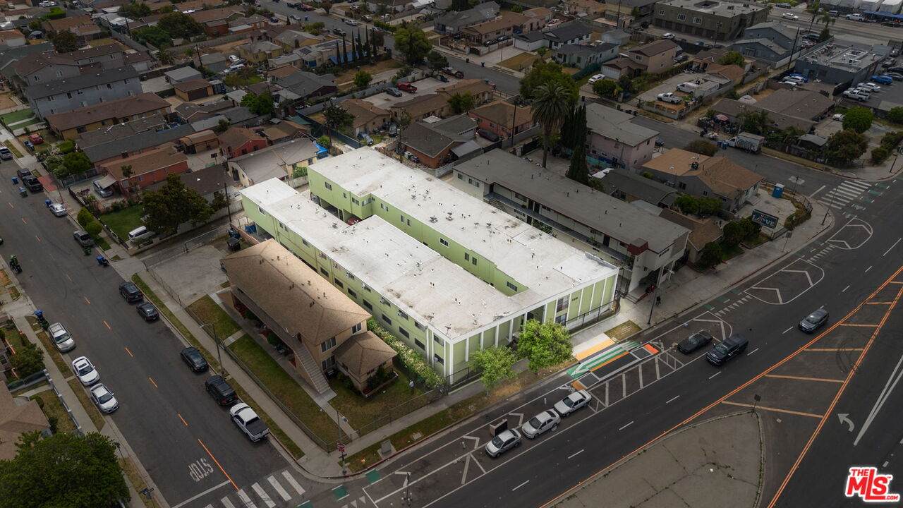 11204 Broadway - Photo 1
