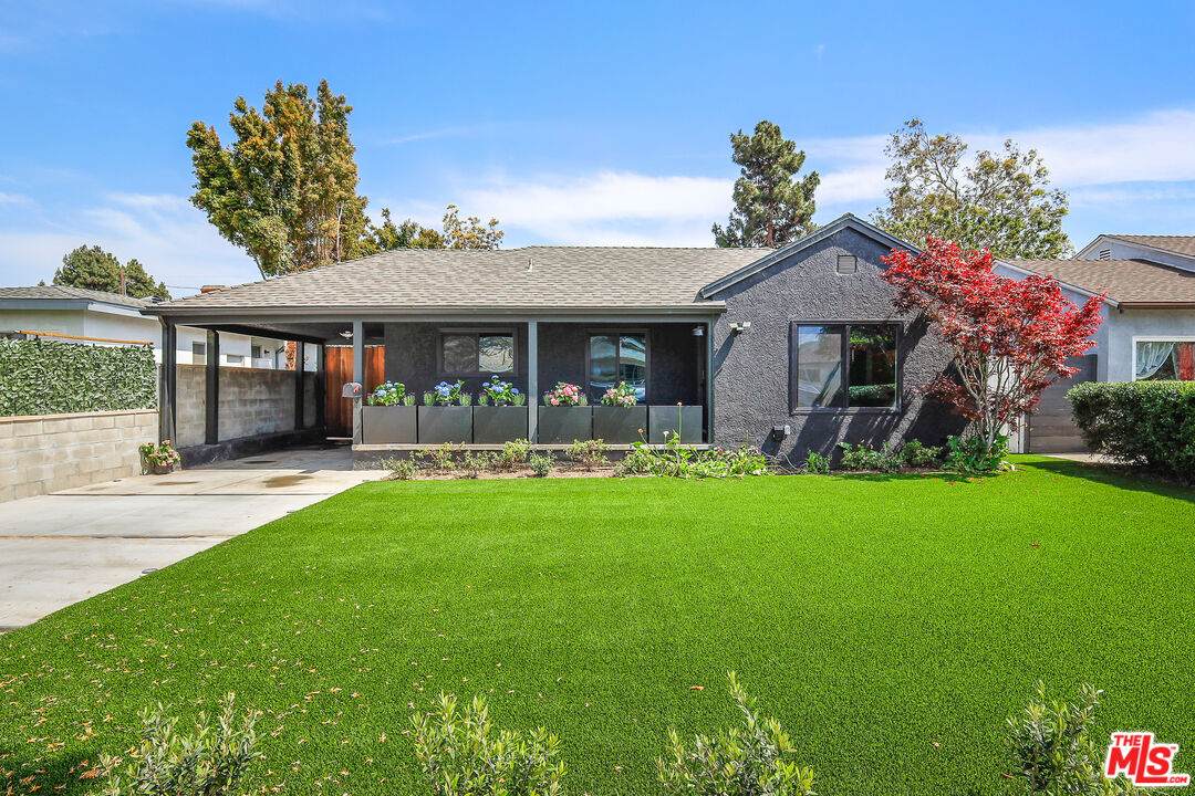 3350 Virginia Ave - Photo 1