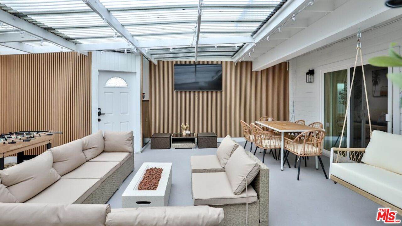 17165 Pacific Coast Hwy - Photo 1