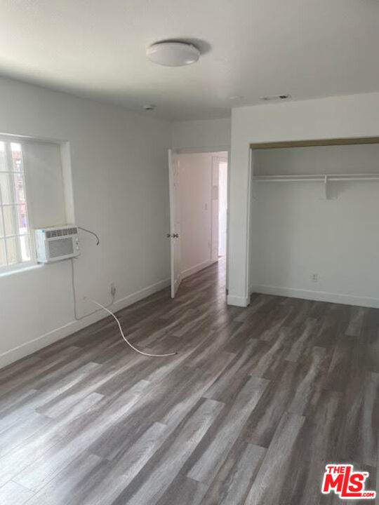 7634 Milwood Ave - Photo 1