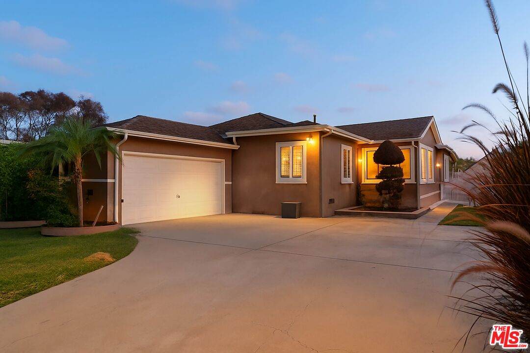 11731 Cimarron Ave - Photo 1