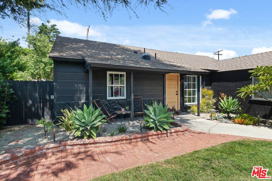 7339 Lasaine Ave - Photo 1