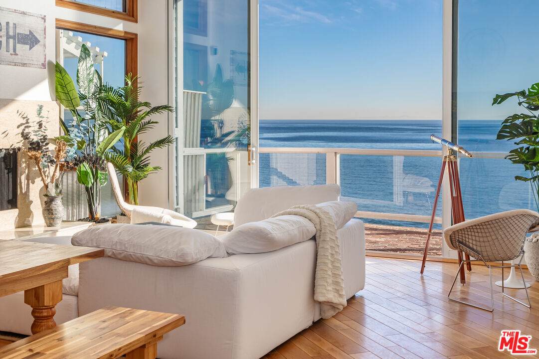 22664 Pacific Coast Hwy - Photo 1