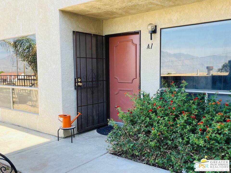 66735 12th St - Photo 1