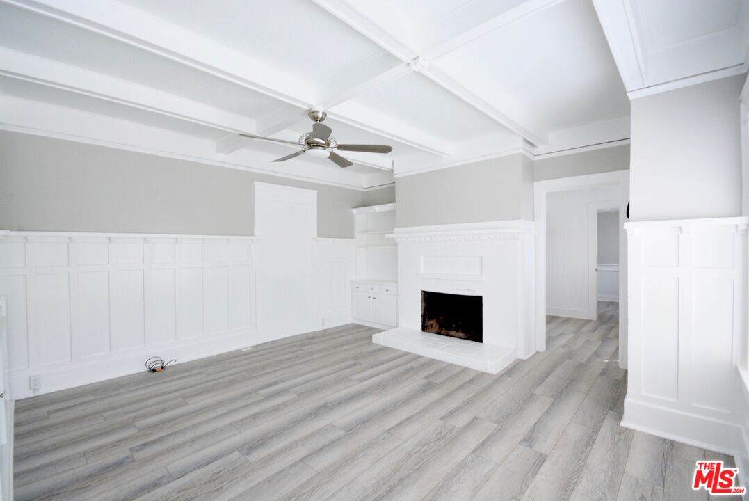1366 Riviera Ave - Photo 1