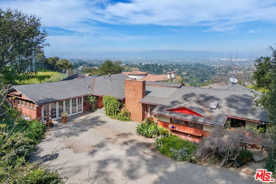 15739 Mulholland Pl - Photo 1