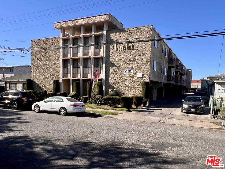 1035 Myrtle Ave - Photo 1