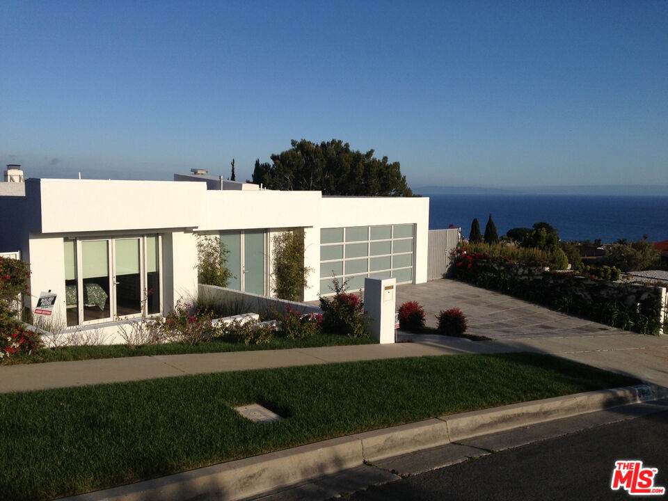 3440 Shoreheights Dr - Photo 1
