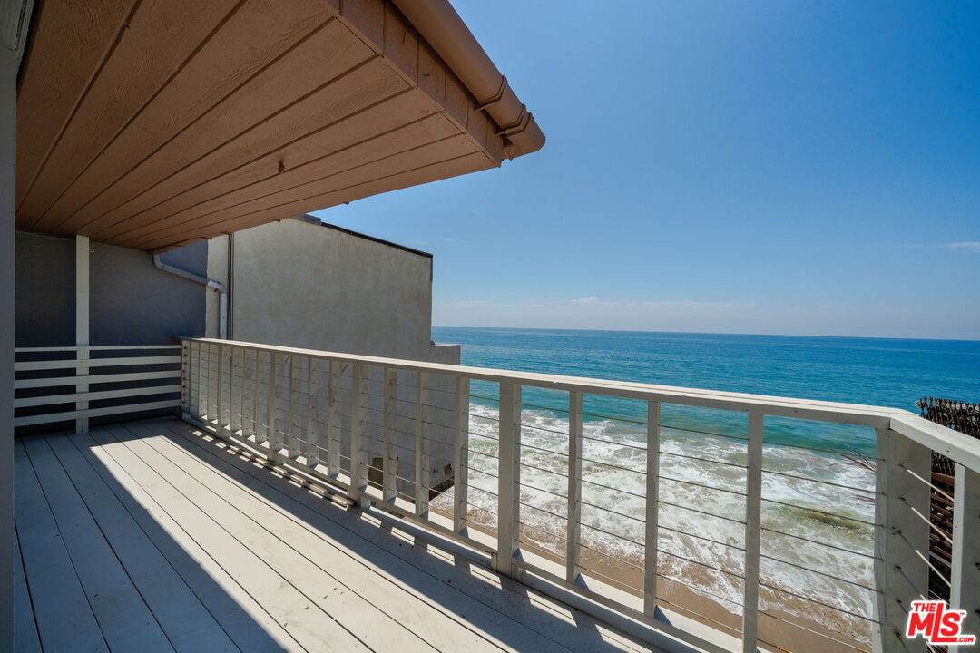 20644 Pacific Coast Hwy - Photo 1
