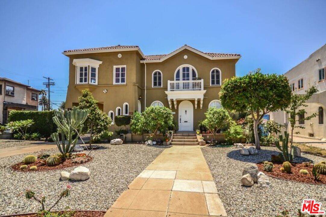 4418 Victoria Park Pl - Photo 1