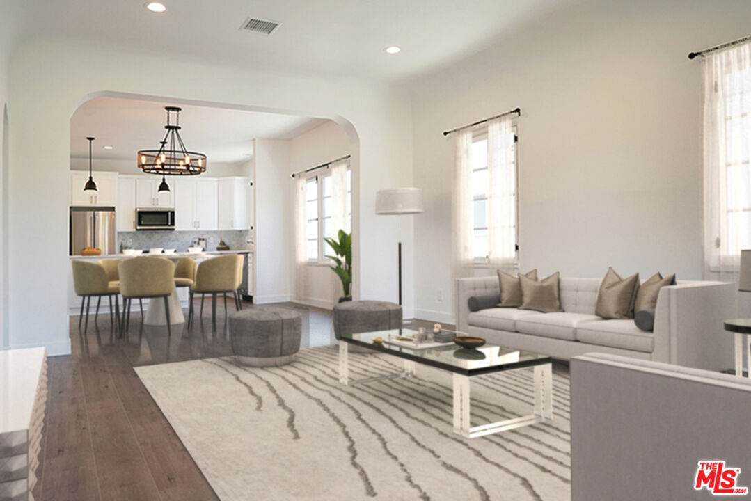 427 Stanley Ave - Photo 1