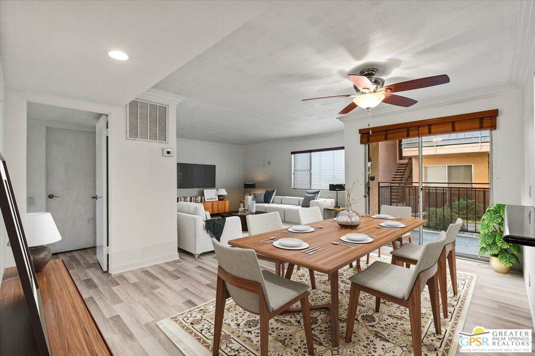 400 Sunrise Way - Photo 1