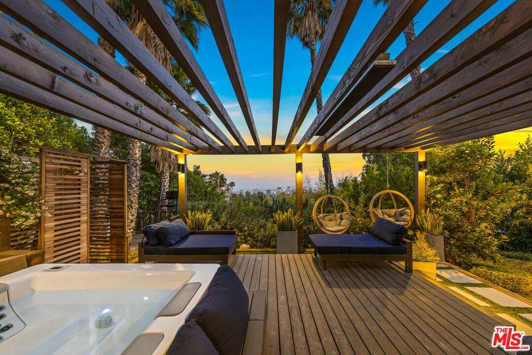 6345 Bryn Mawr Dr - Photo 1