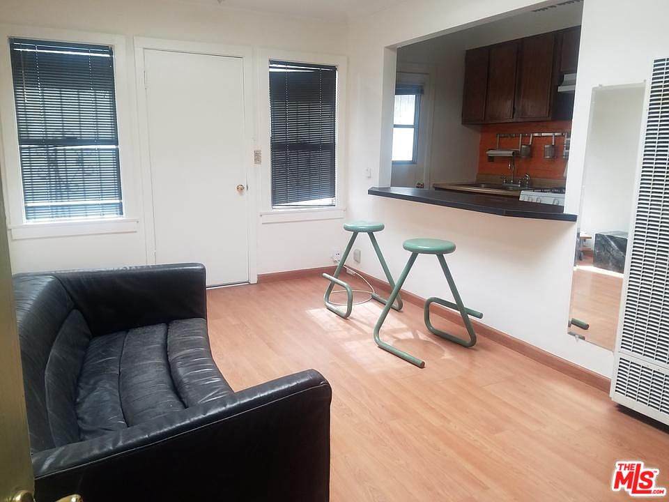 3638 Slauson Ave - Photo 1