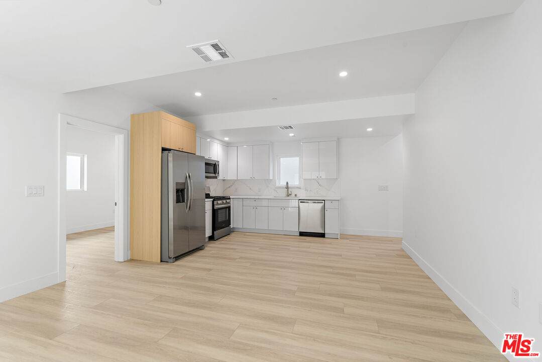 10961 Calvert - Photo 1
