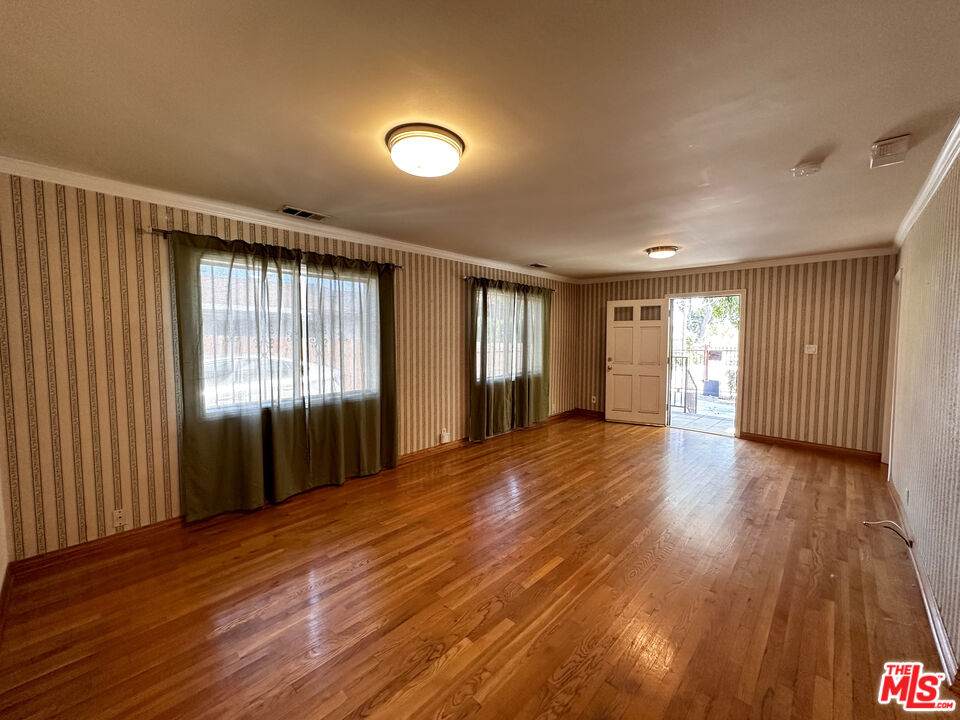4337 Prospect Ave - Photo 1