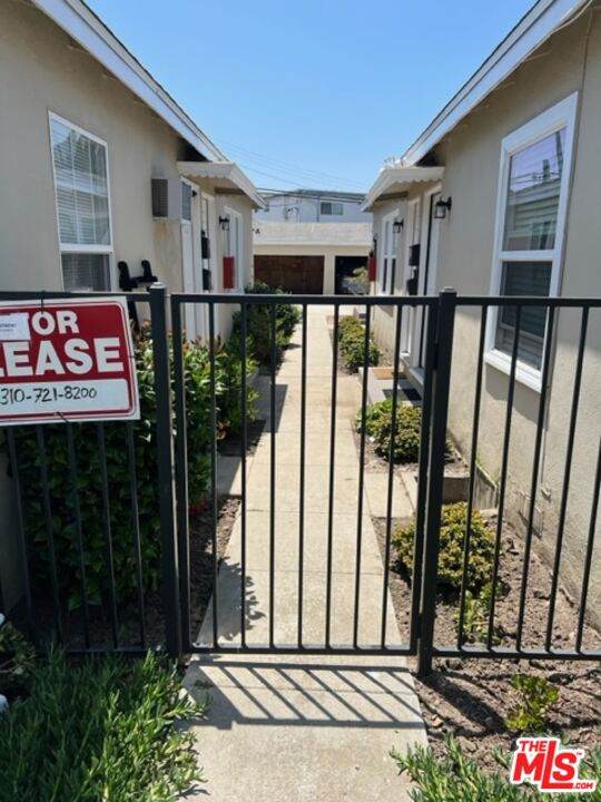 12022 Washington Blvd - Photo 1