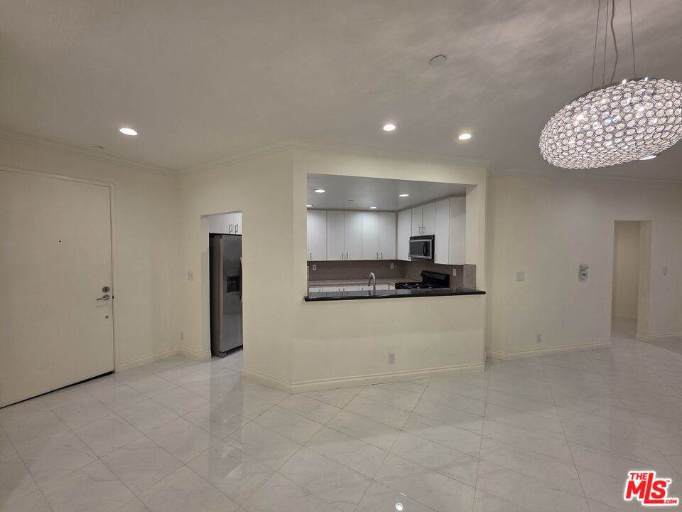 12000 Goshen Ave - Photo 1