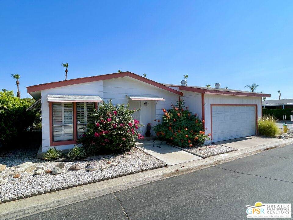 53 Coble Dr - Photo 1