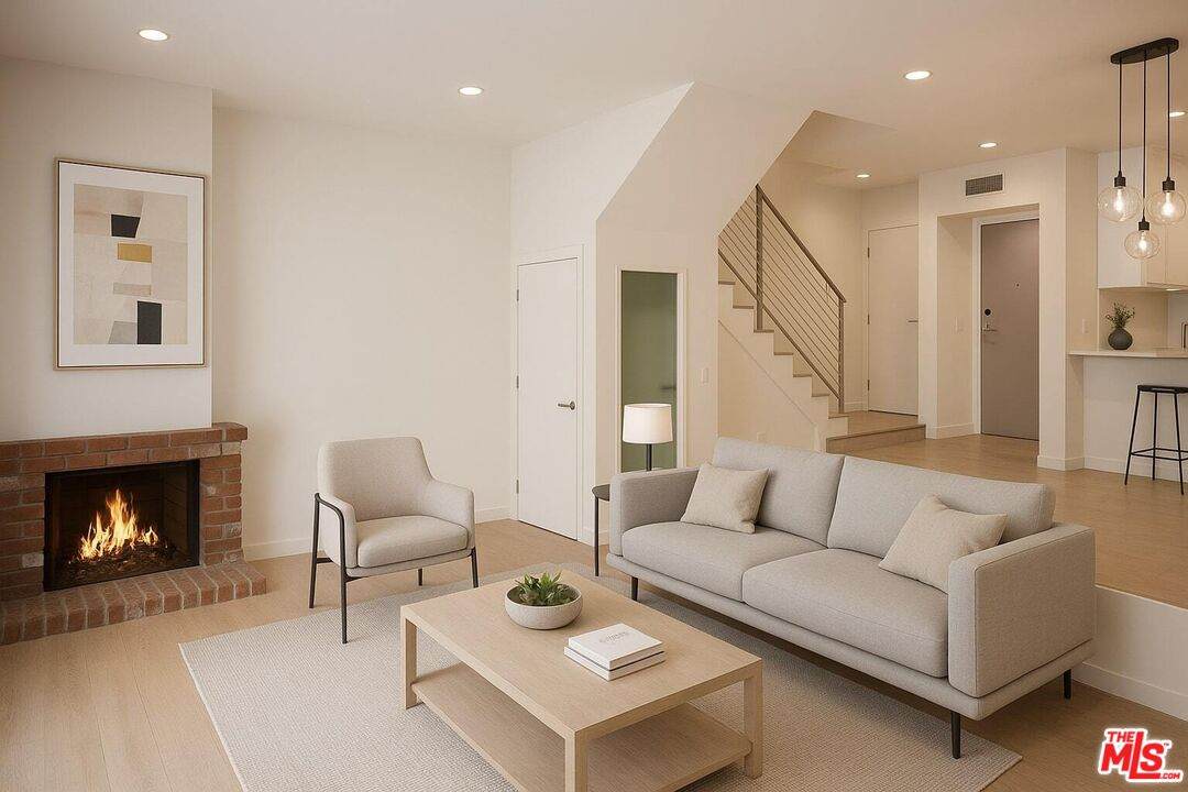 508 Kings Rd - Photo 1