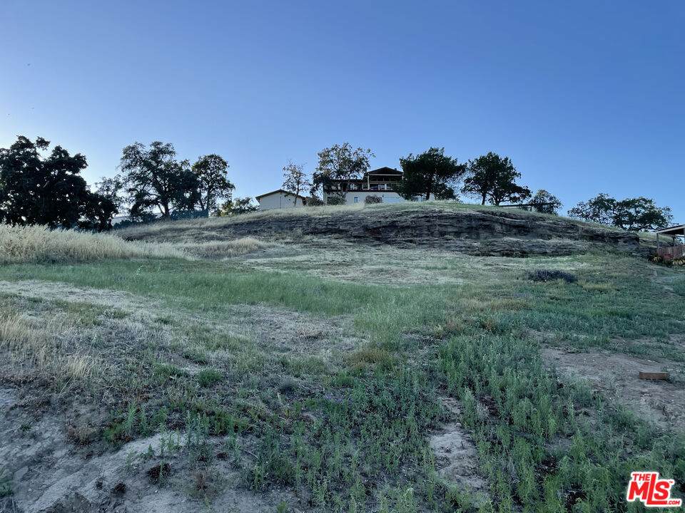 3951 Lakeview Dr - Photo 1