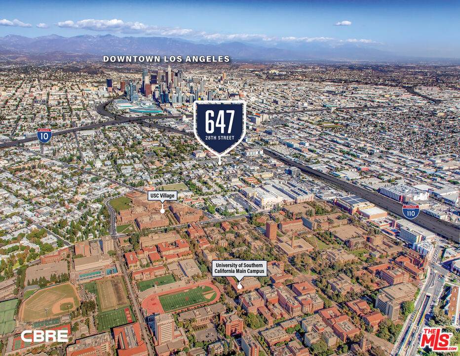 647 28th St - Photo 1