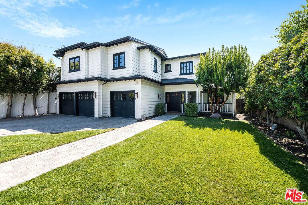 4938 Morse Ave - Photo 1