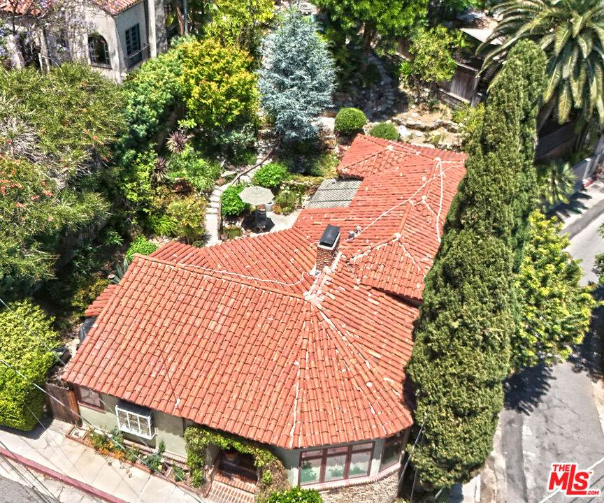 2228 Vista Del Mar Pl - Photo 1