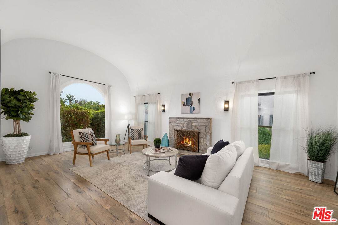 205 Hamel Dr - Photo 1