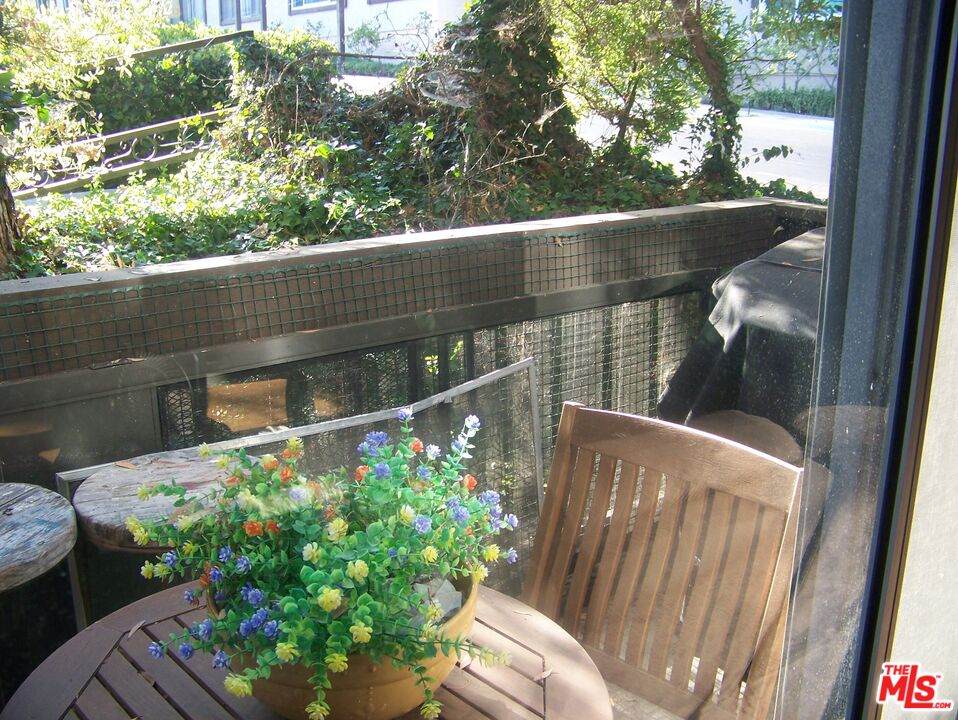 358 Miraleste Dr - Photo 1