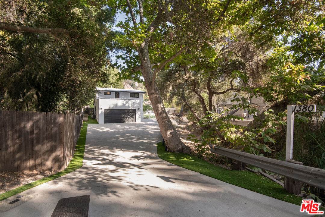 1380 Old Topanga Canyon Rd - Photo 1
