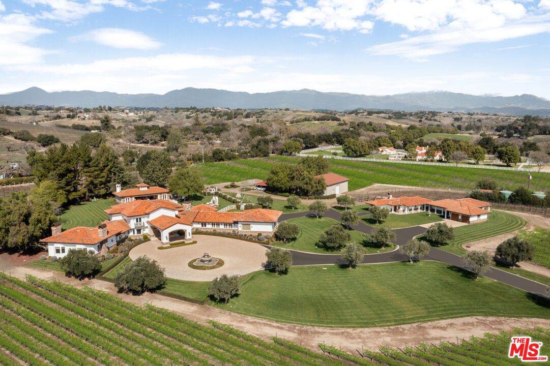 2370 Refugio Rd - Photo 1