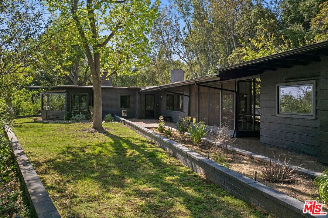 2235 Villa Heights Rd - Photo 1