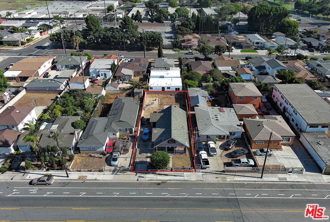 1722 120th St - Photo 1