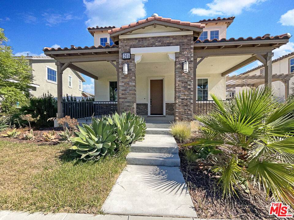 265 Rose St - Photo 1
