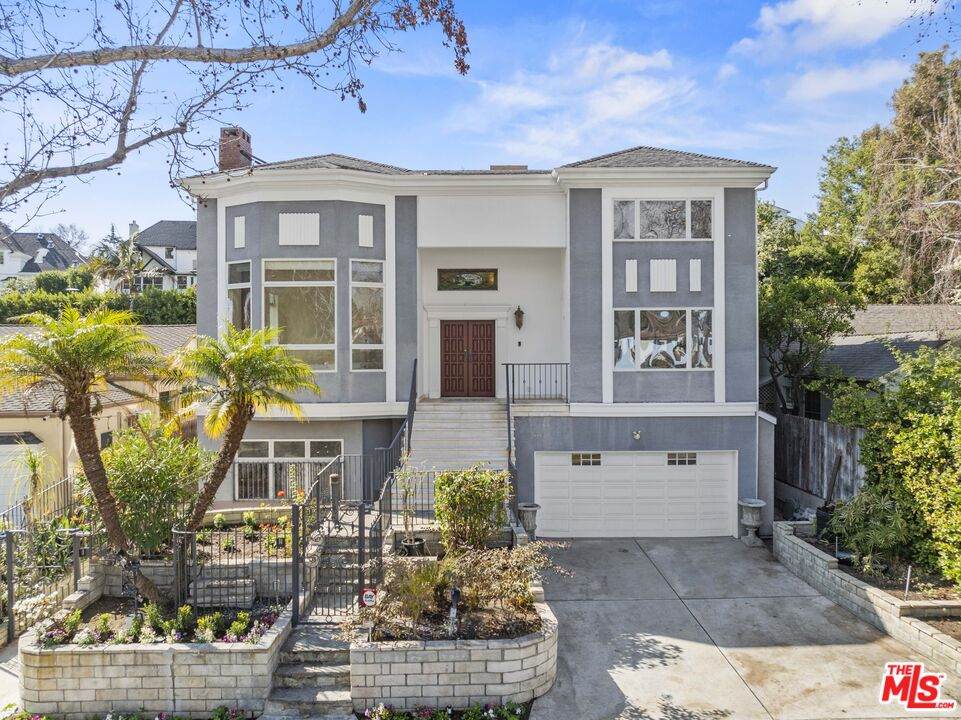 865 Warner Ave - Photo 1