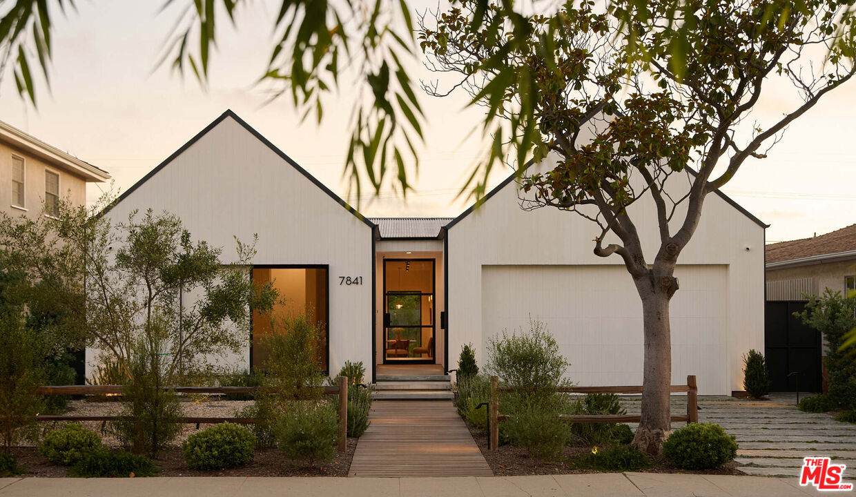 7841 Stewart Ave - Photo 1