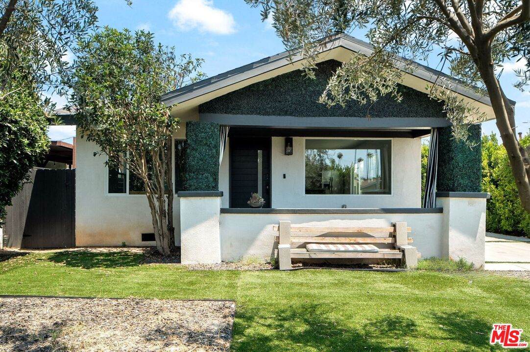 3874 Arlington Ave - Photo 1