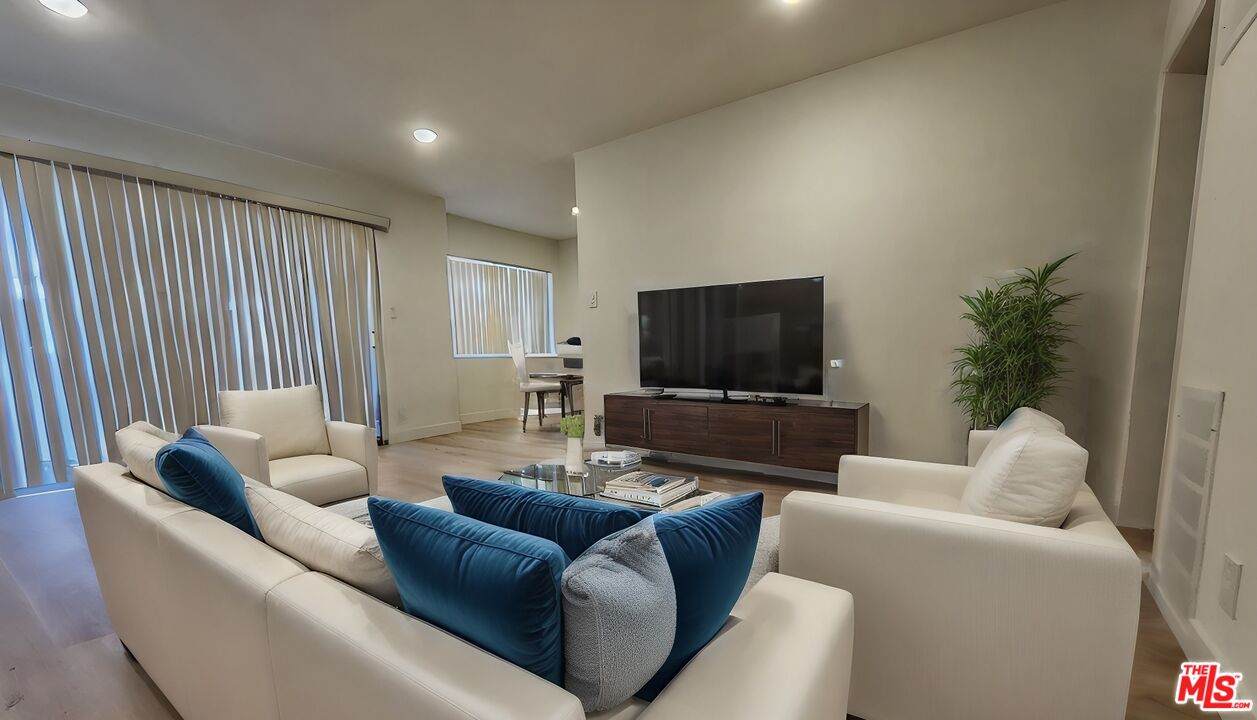 11938 Goshen Ave - Photo 1