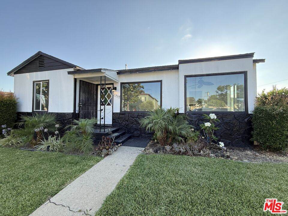 11003 Ruthelen St - Photo 1