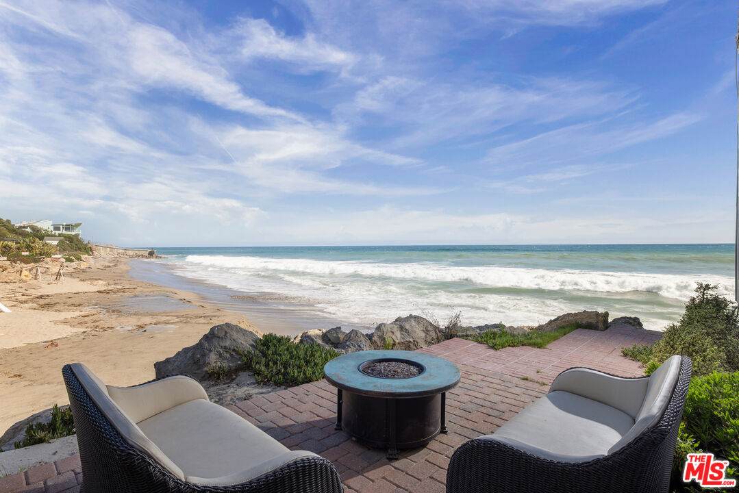 11770 Pacific Coast Hwy - Photo 1