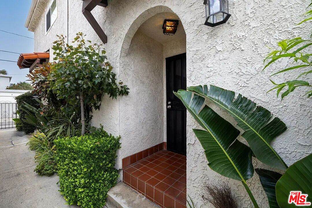 1443 25th St - Photo 1