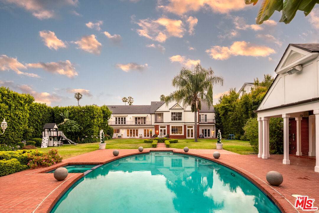 804 Rodeo Dr - Photo 1