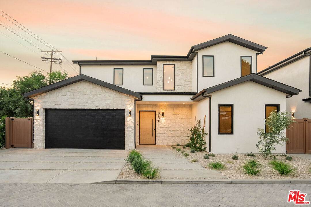 5658 Winnetka Ave - Photo 1